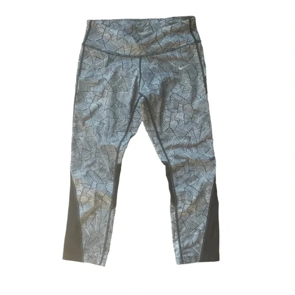 Nike Stay Warm Size Small Capri Running Leggings Back Pocket Activewear Dri-Fit - Picture 1 of 7